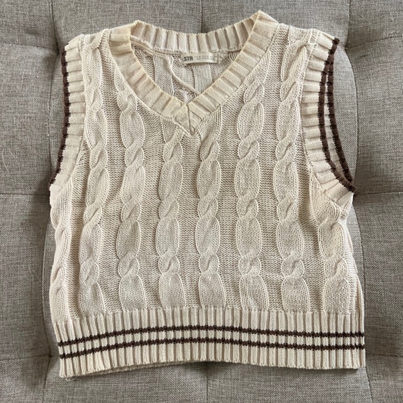 Stradivarius sweater vest in beige with brown accents - Picture 1 of 2